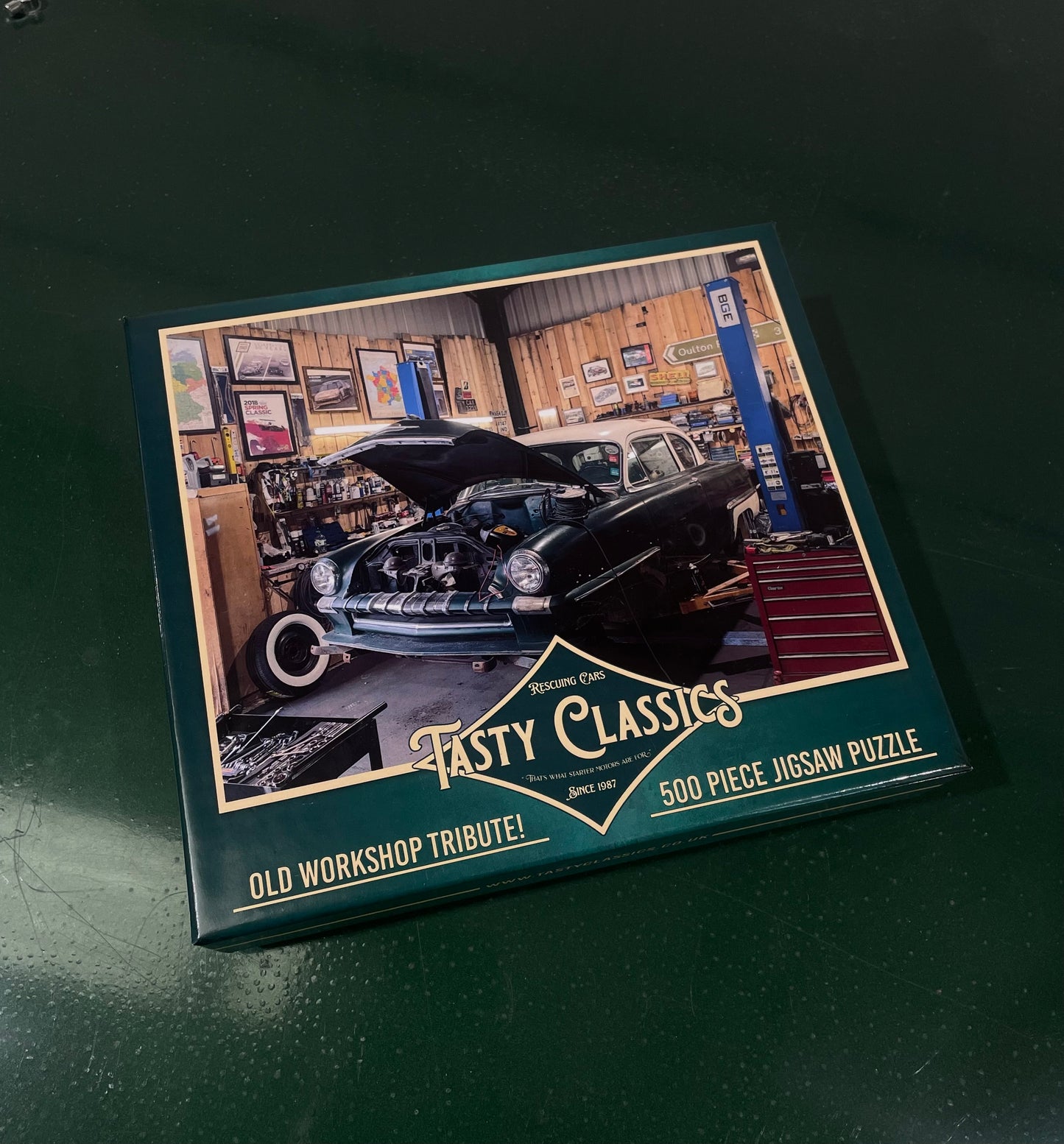 Old Workshop Tribute 500 Piece Jigsaw Puzzle (IN STOCK 31st MARCH)