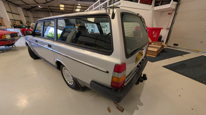 Volvo 240 SE Spares Or Repairs Only